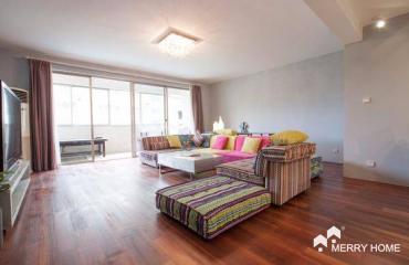large 3brs apt nearby Hengshan Road, FFC